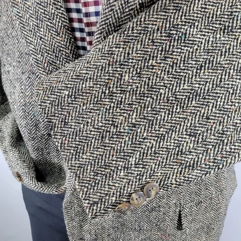 Haggar Mens Sport Coat Blazer Two Button Beige Black Herringbone City Casual 46R